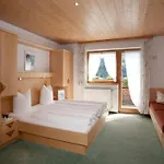 In Near Hiking Trails Holiday home *